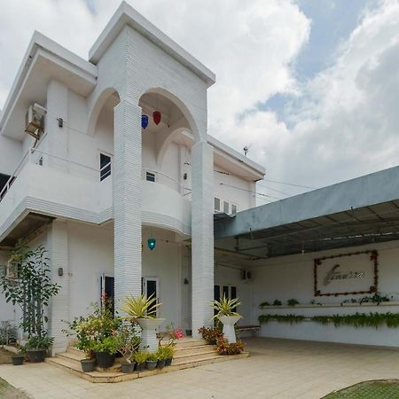 Reddoorz Syariah Near Museum Tsunami Aceh 2 Geutieue Extérieur photo
